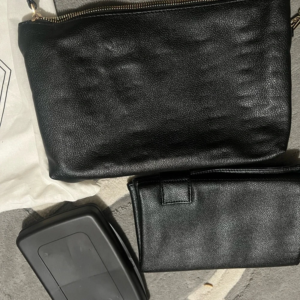 Fawn Design The Changing Clutch - Black